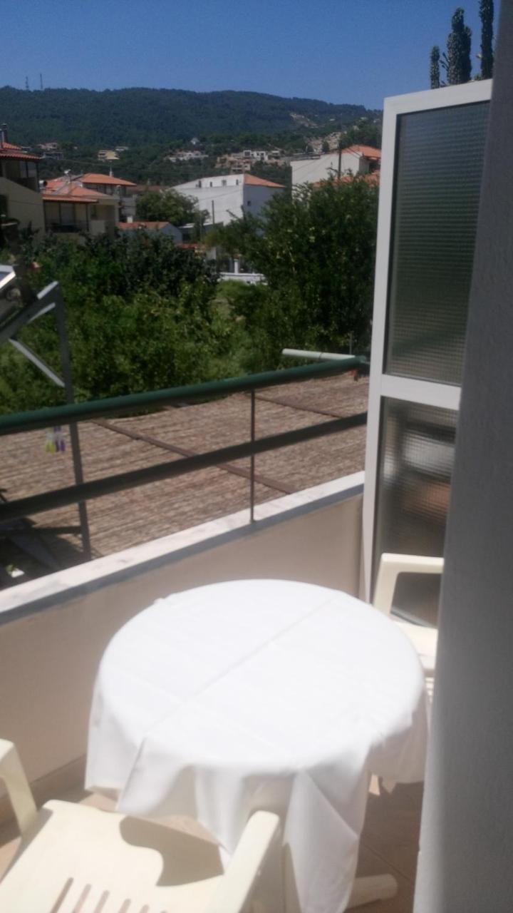 Pansion Chrisa Hotel Skiathos Exterior foto